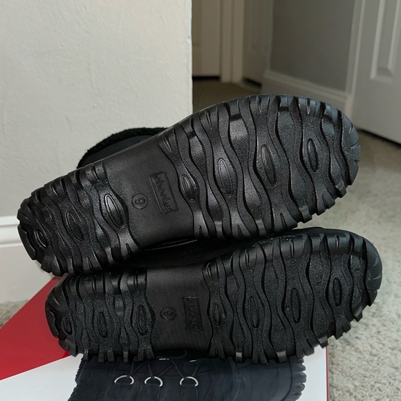 NWB Chooka Women’s Cold Weather Winter Snow Boots - Picture 2 of 9